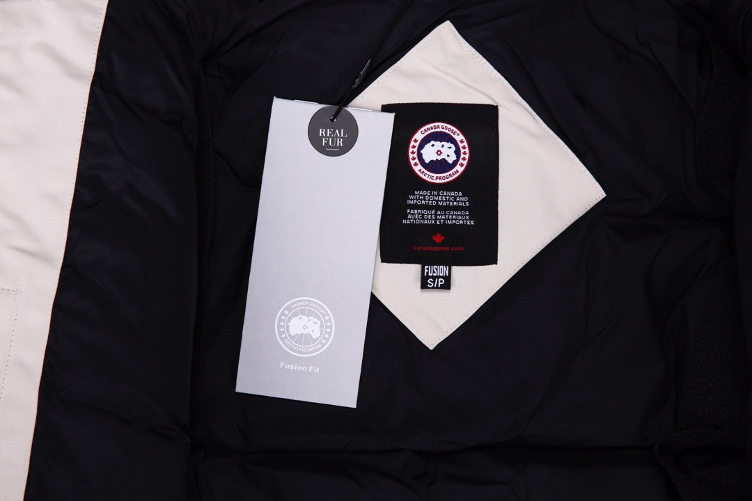 07 Canada Gooxx White Female