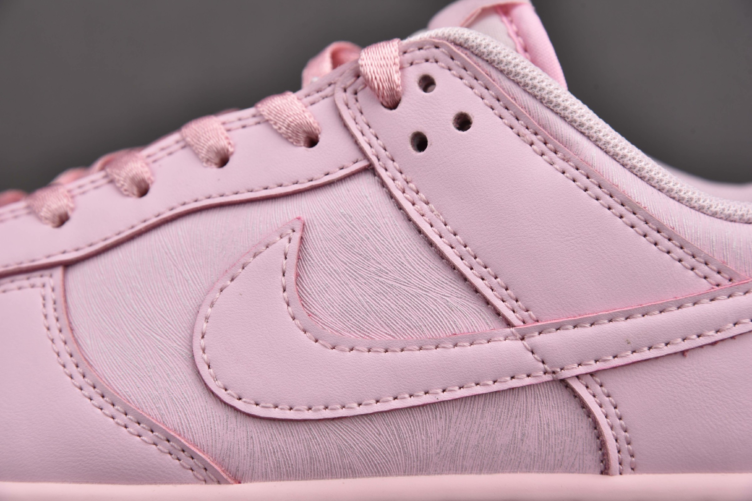 Nike Dunk Low Pink