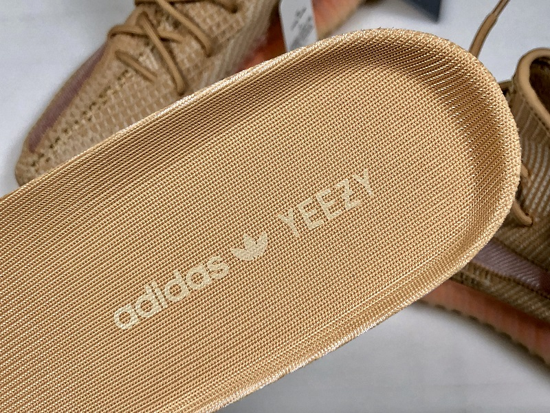 adidas Yeezy Boost 350 V2 CLAY