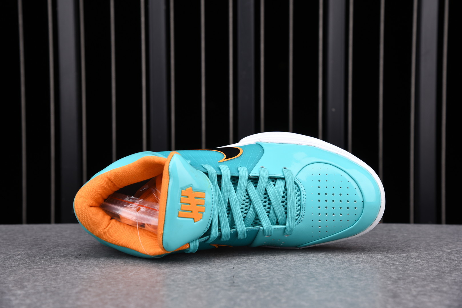 Nike Kobe 4 Protro Undefeated San Antonio Spurs