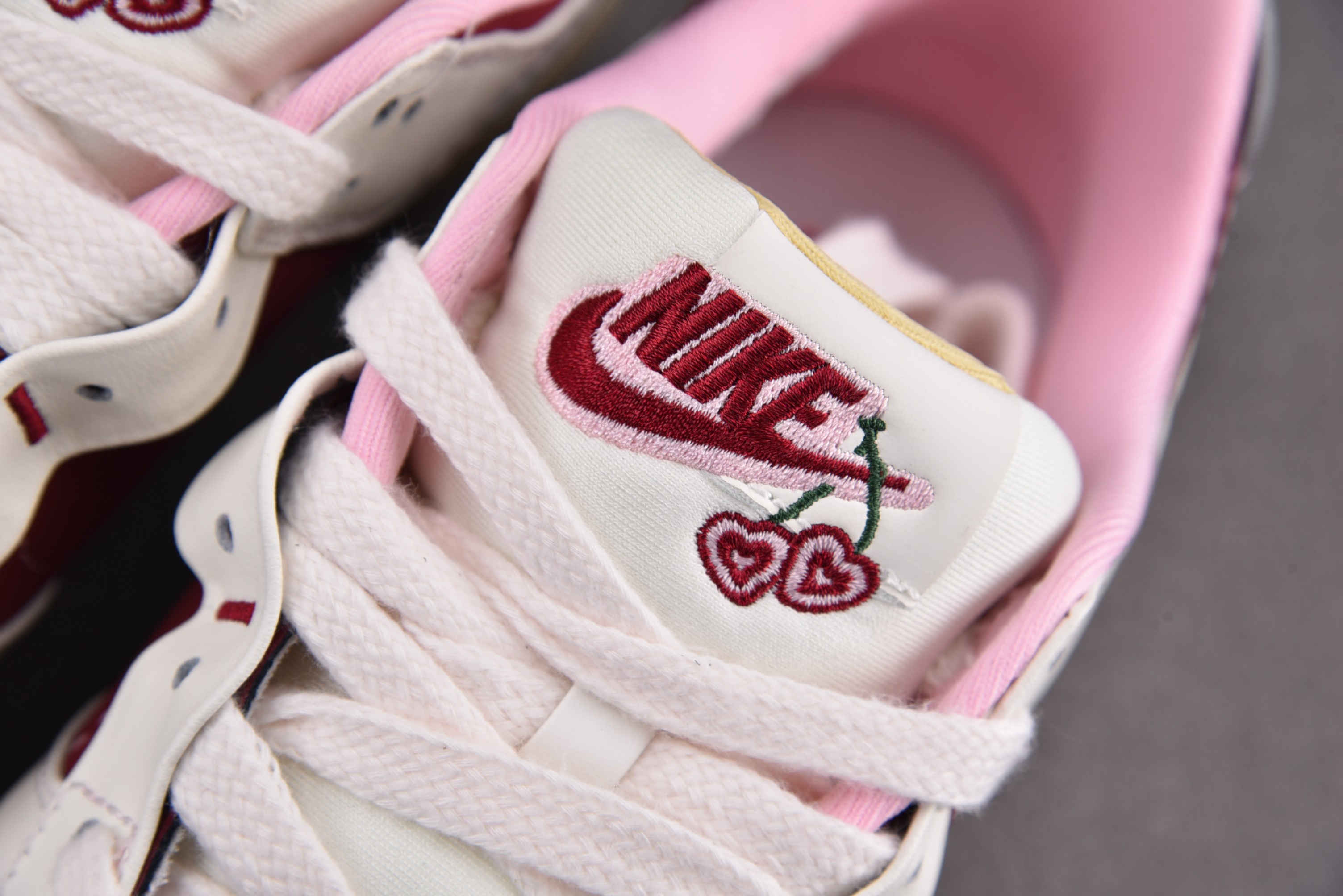 Nike Dunk Low Disrupt 2 Valentine's Day (2023)