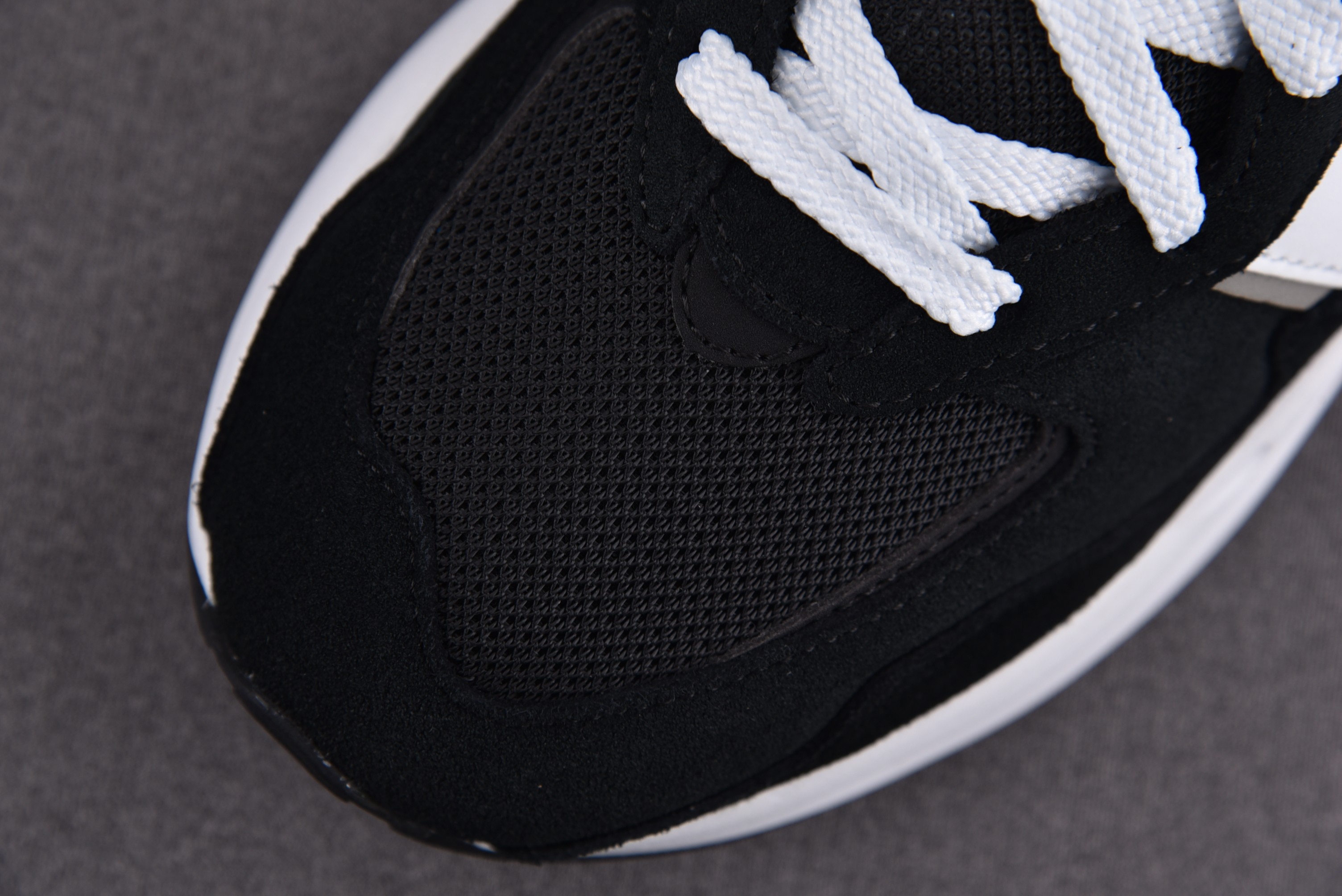 New Balance 57/40 Team Black