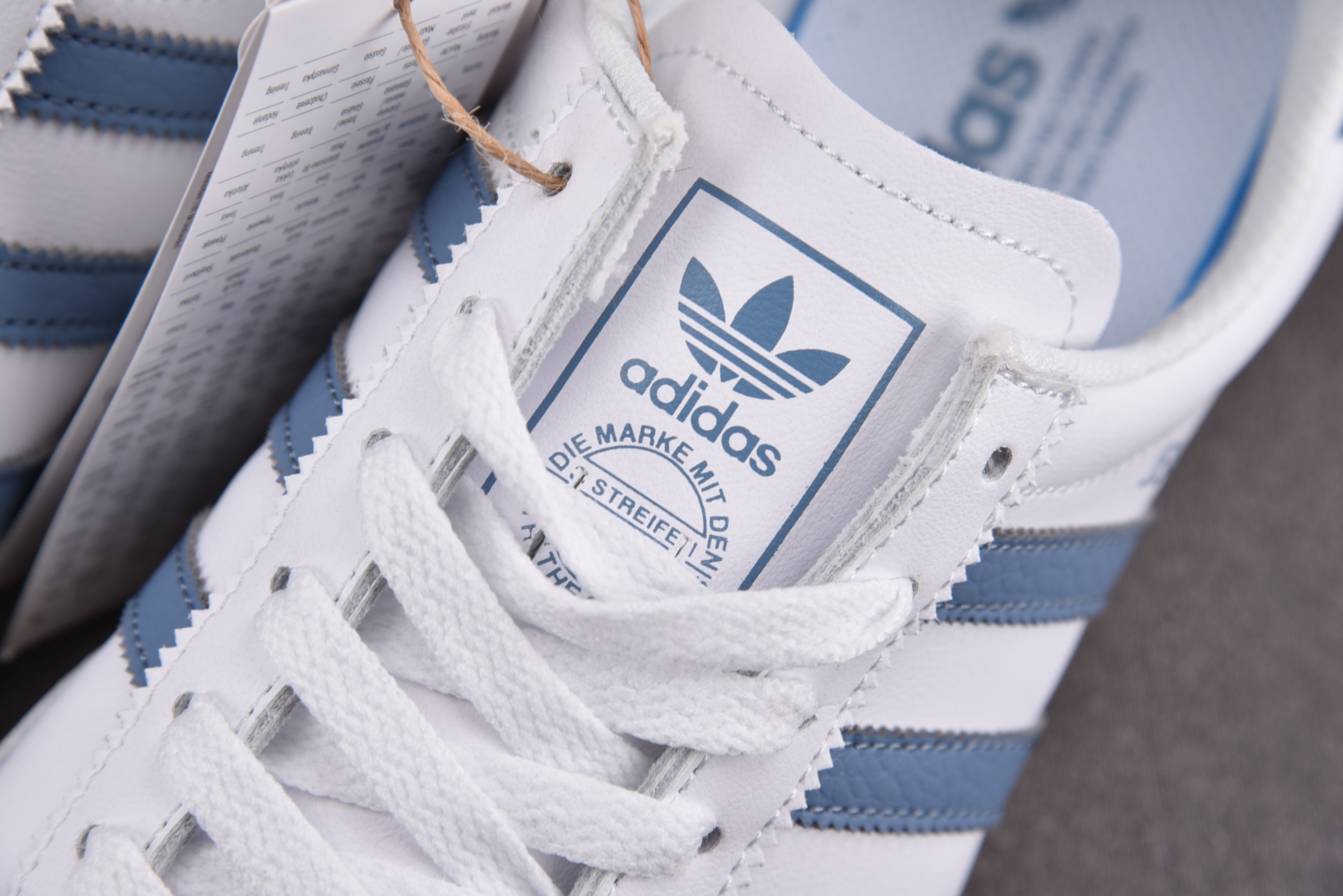 adidas originals Jeans White Blue