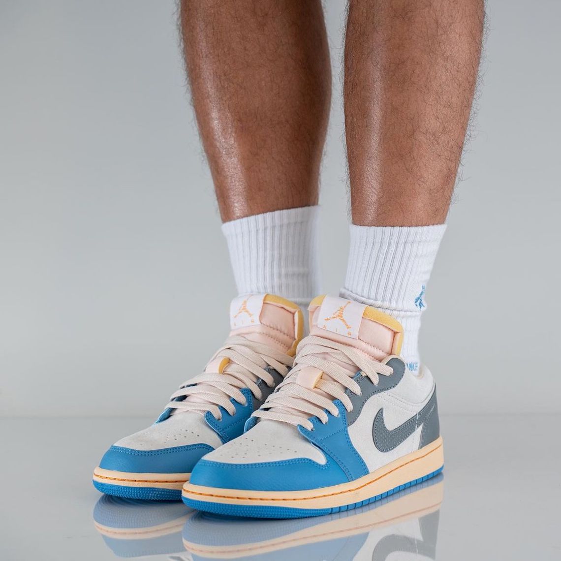 Jordan 1 Low Vintage UNC Grey