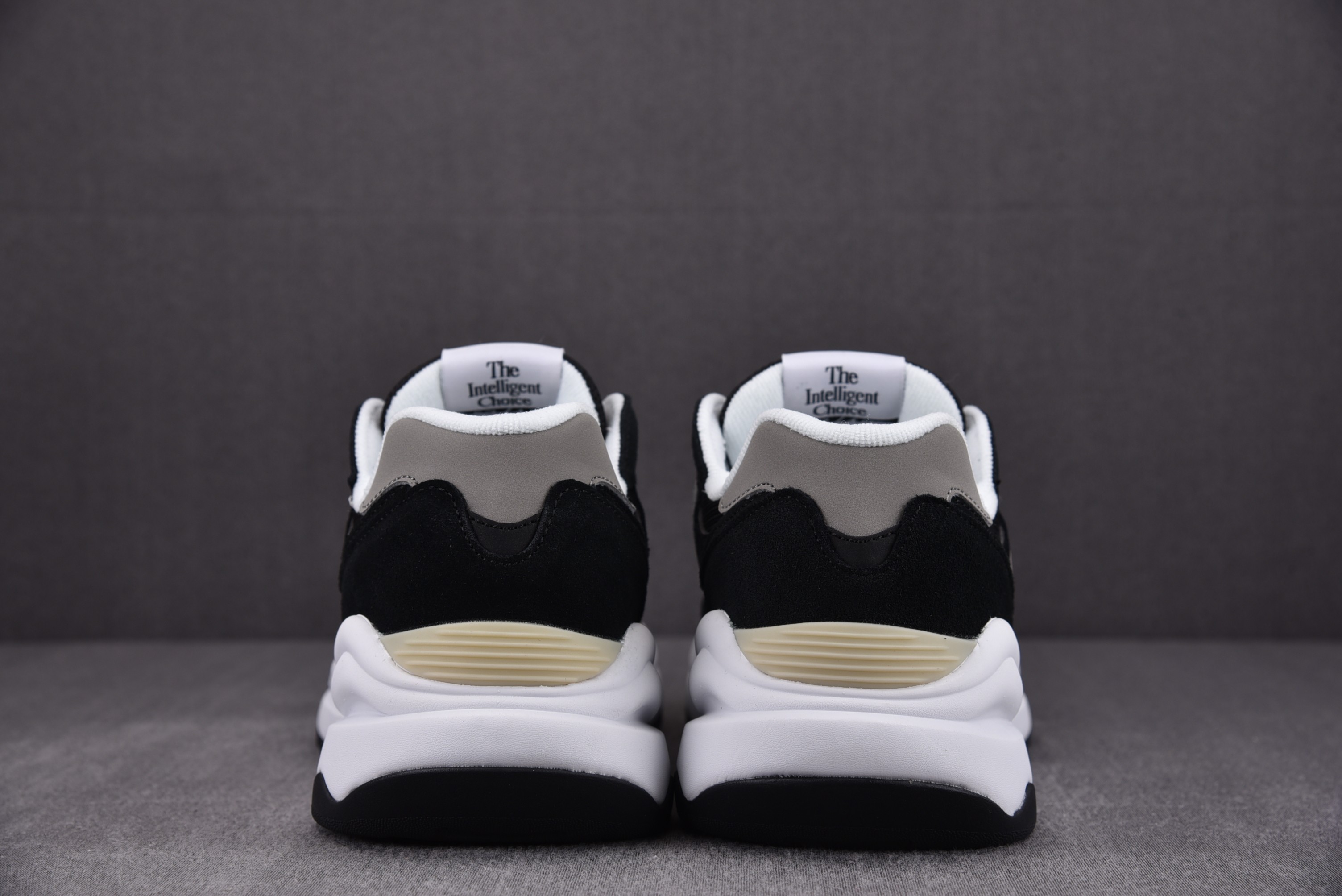 New Balance 57/40 Team Black