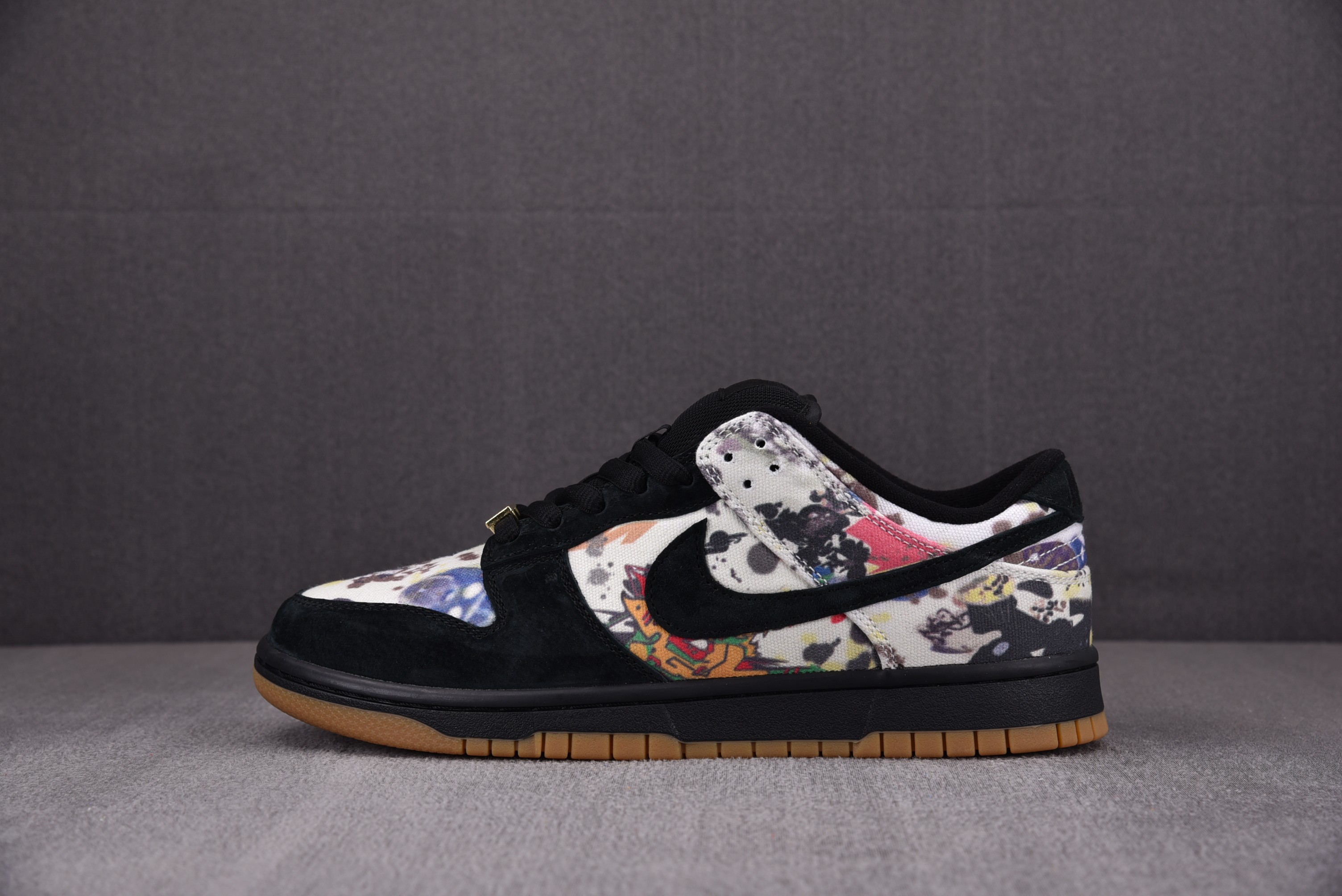 Nike SB Dunk Low Supreme Rammellzee