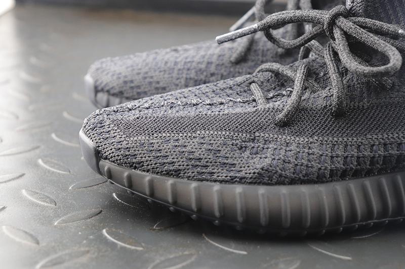【Clearance】adidas Yeezy Boost 350 V2 Static Black Reflective (US5)