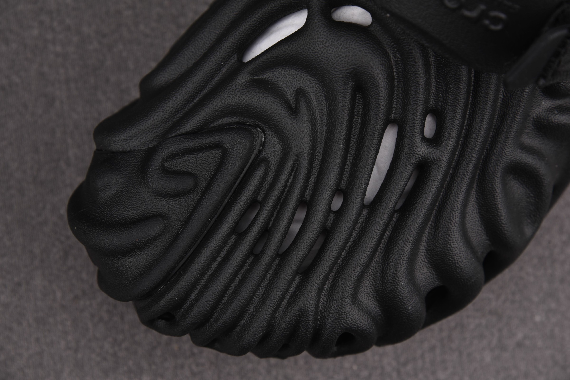 Salehe Bembury x Crocs Pollex Clog Sasquatch