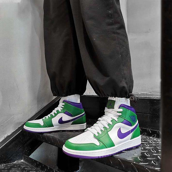 Jordan 1 Mid Incredible Hulk