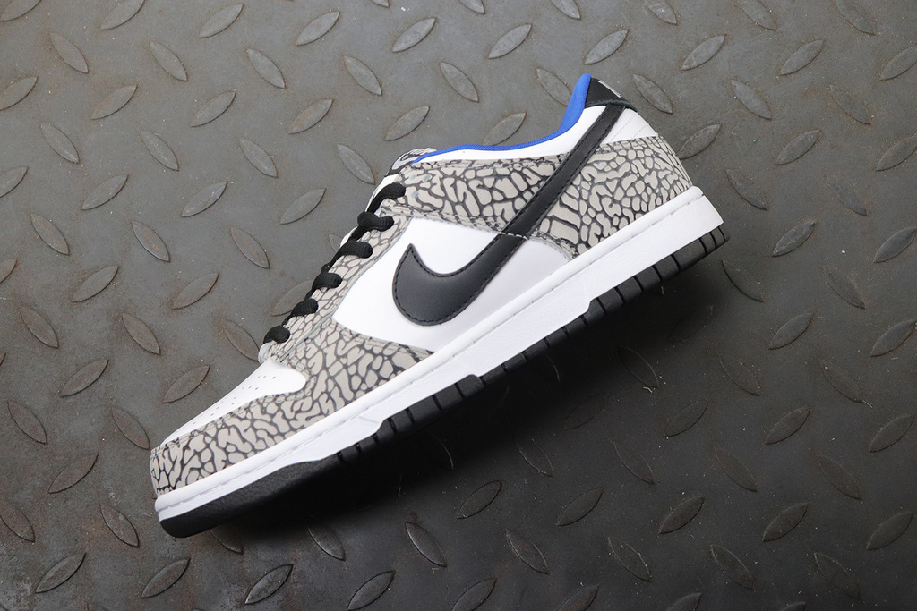 Nike SB Dunk Low Pro Supreme White Cement