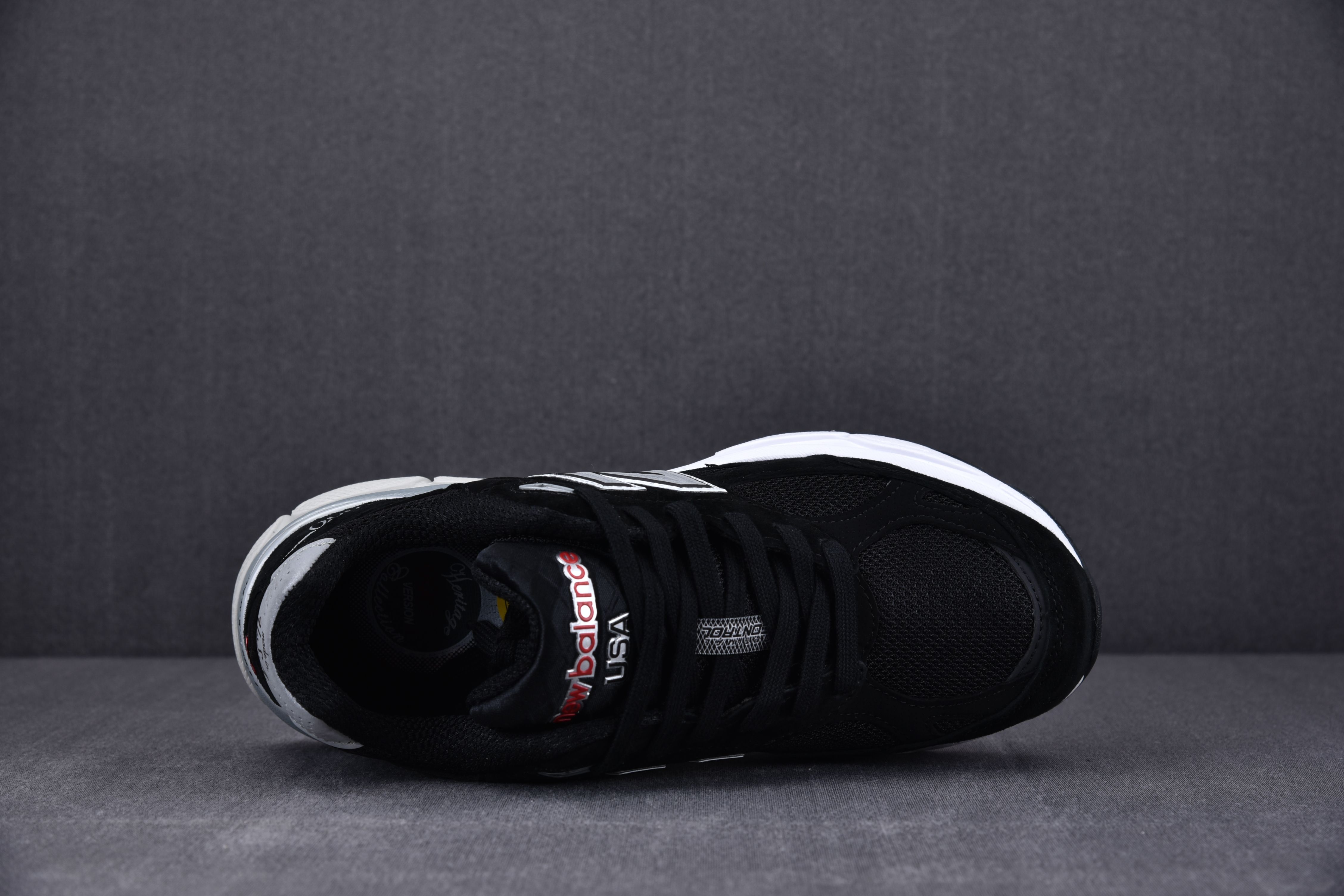 New Balance 990v3 Black White