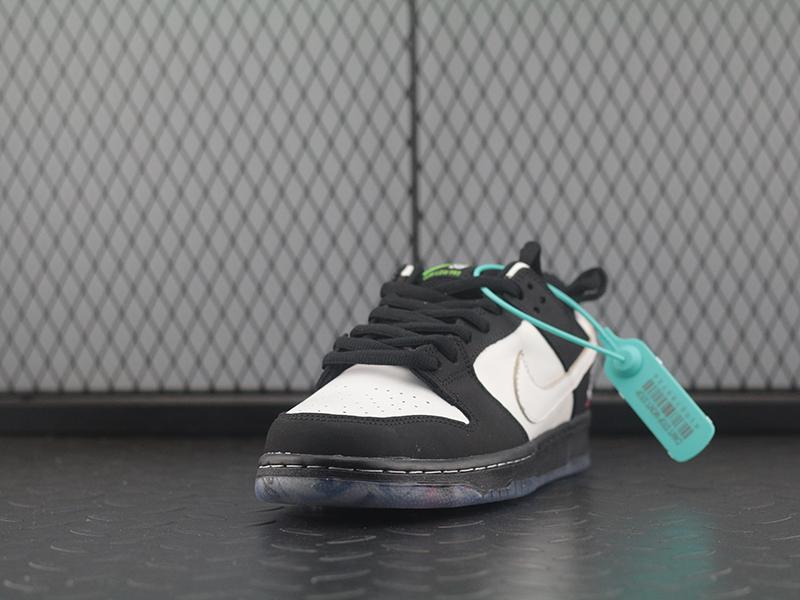 Jeff Staple x Nike SB Dunk Low Pigeon 3.0 (Special Box)