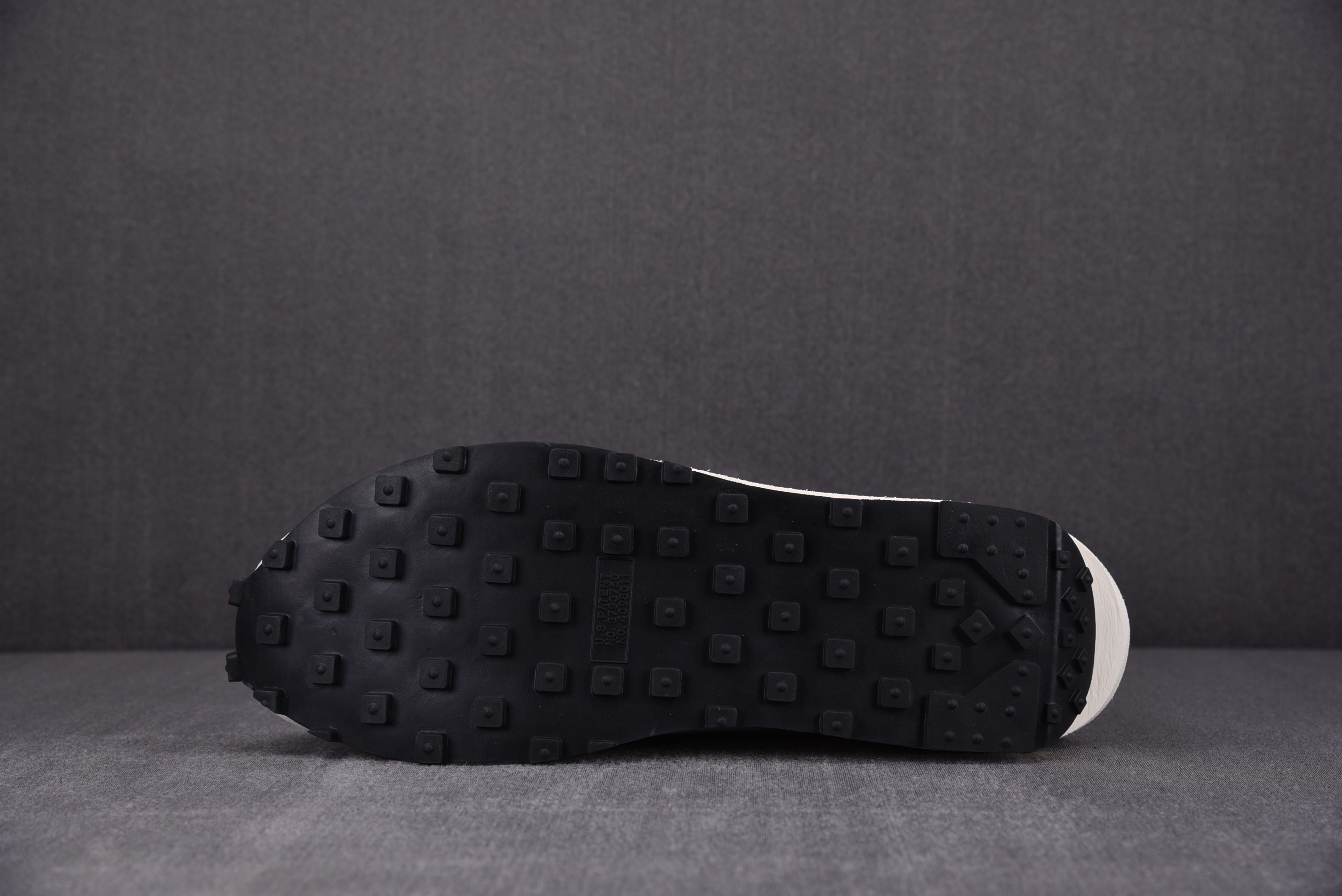 Nike LD Waffle Sacai White Grey