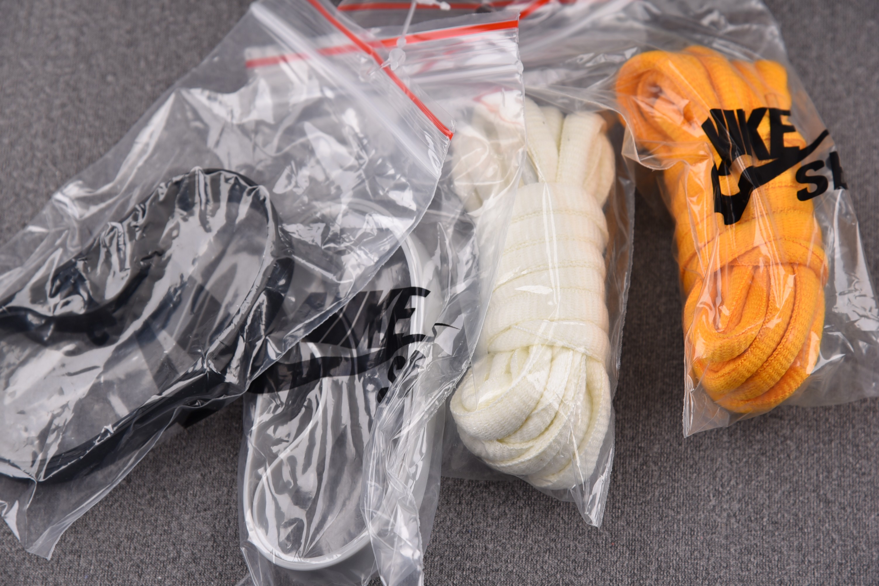 Nike SB Dunk Low White Lobster (Friends and Family)