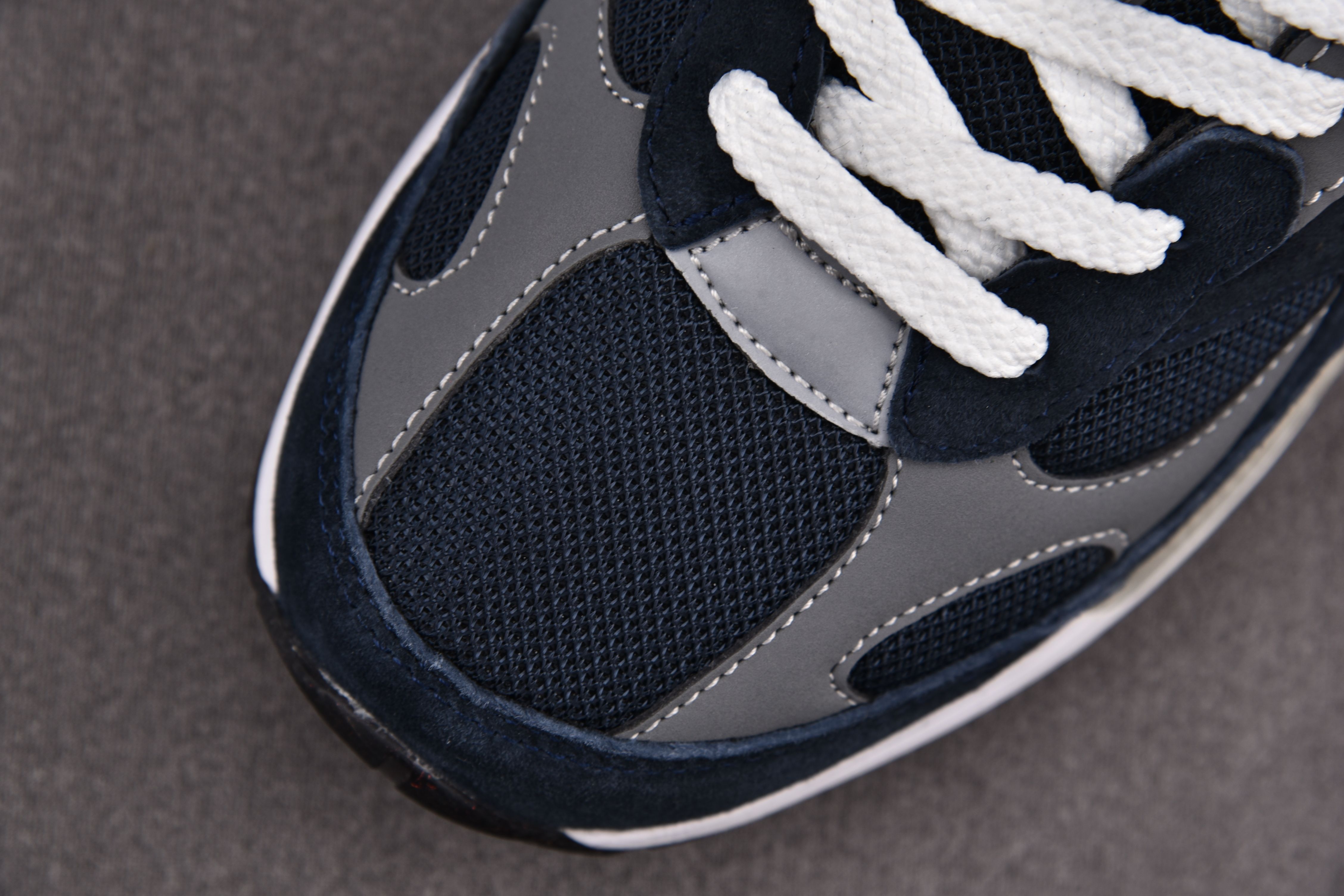 New Balance 992 Navy Grey