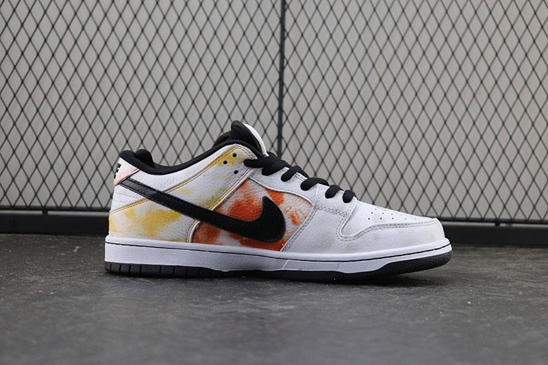 Nike SB Dunk Low Tie-Dye Rayguns 2019 - White