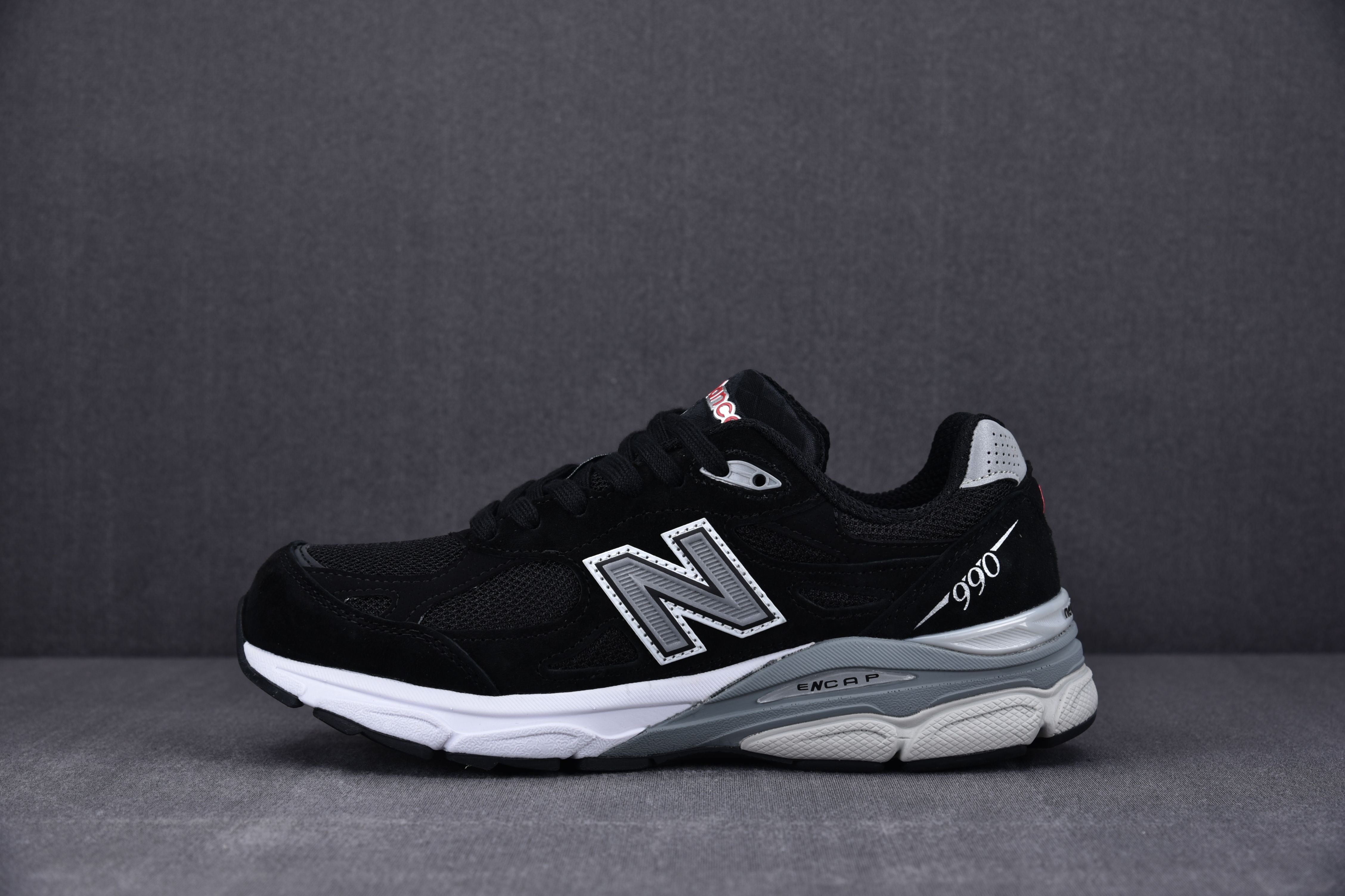 New Balance 990v3 Black White