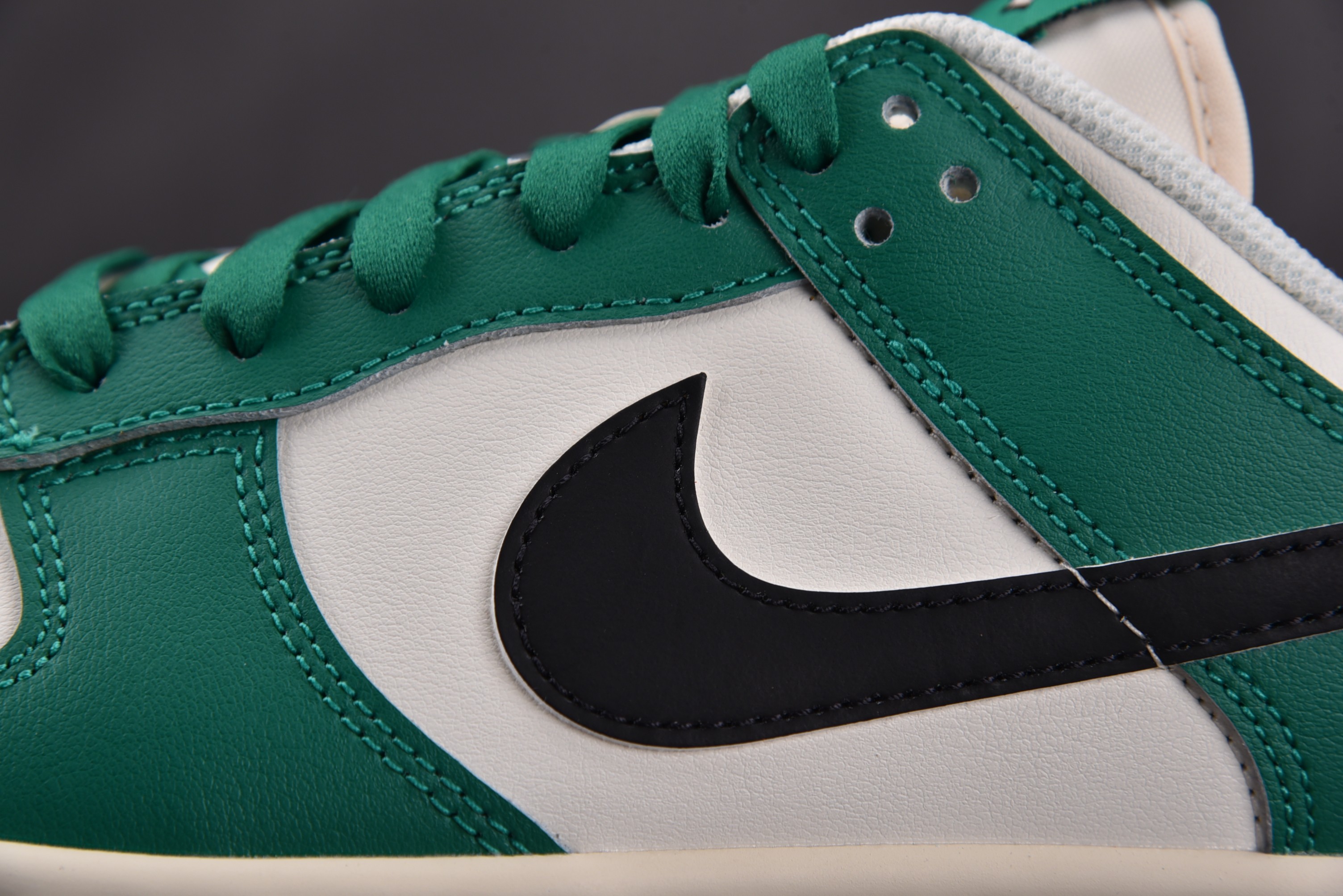 Nike Dunk Low SE Lottery Pack Malachite Green