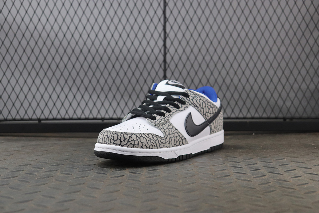 Nike SB Dunk Low Pro Supreme White Cement