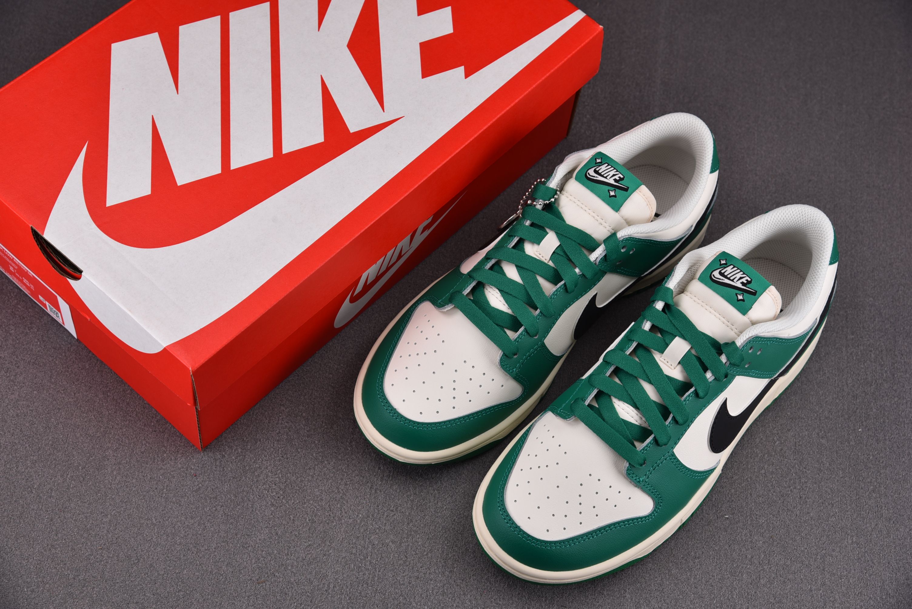Nike Dunk Low SE Lottery Pack Malachite Green