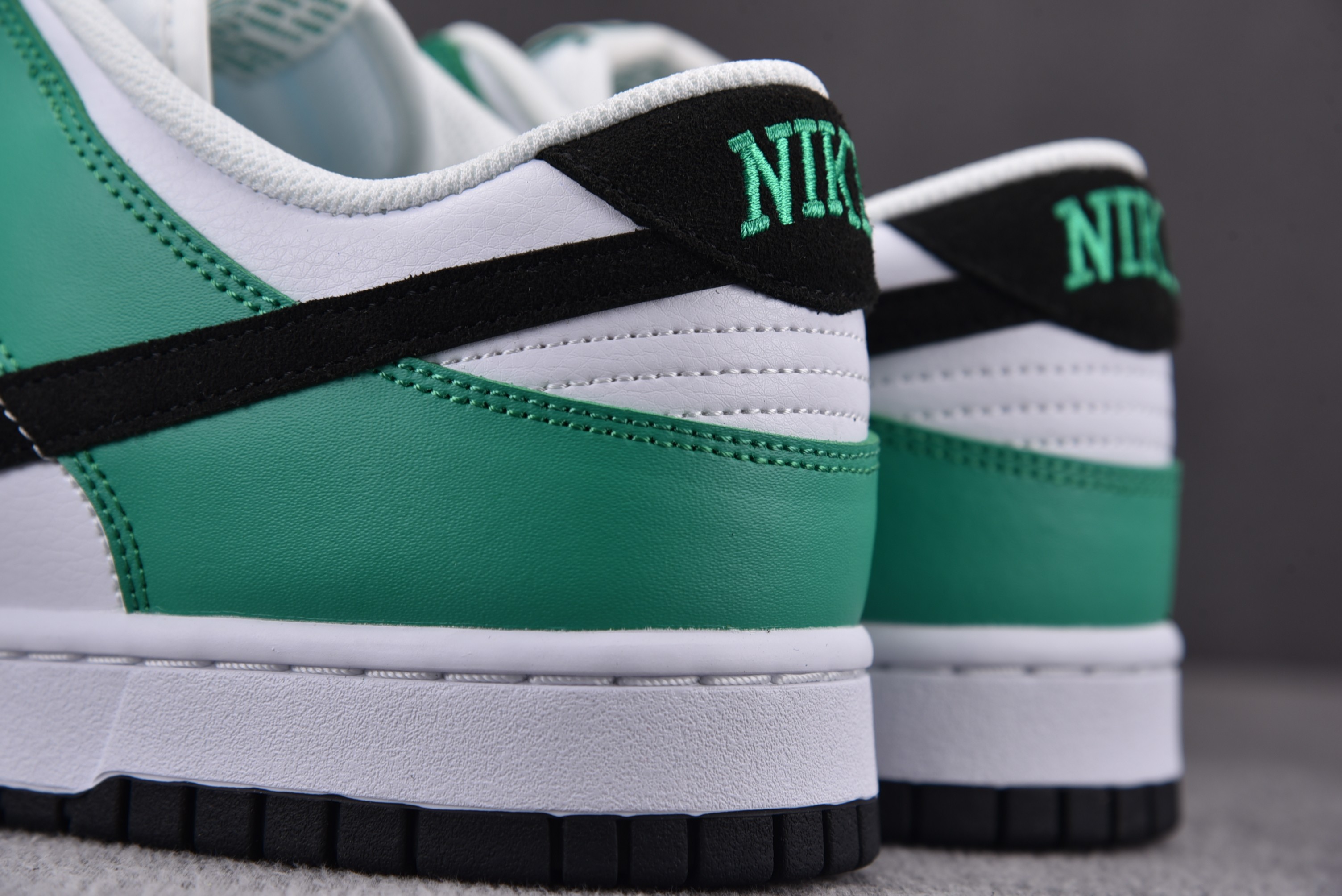 Nike Dunk Low Celtics