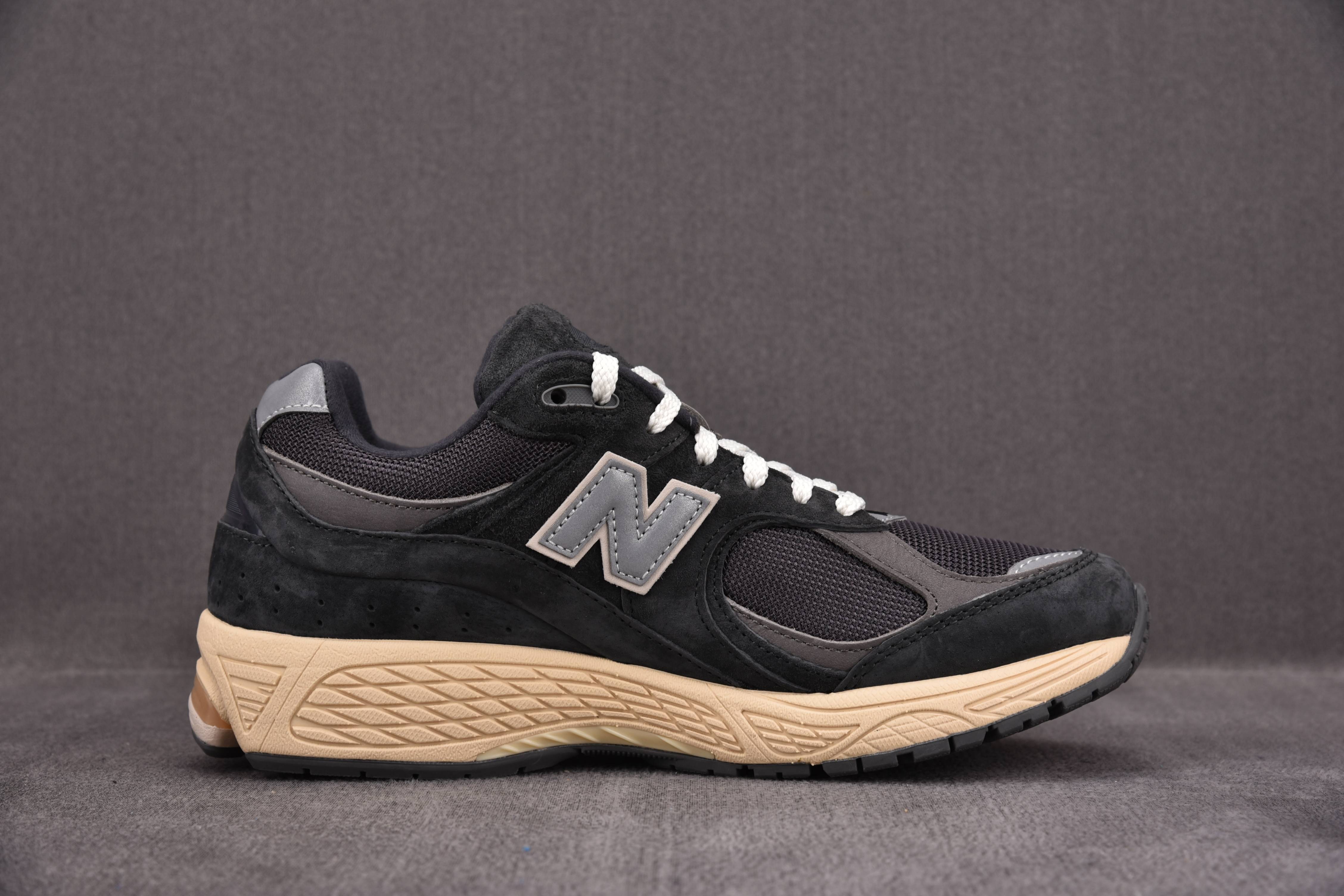 New Balance 2002R Black Dark Grey