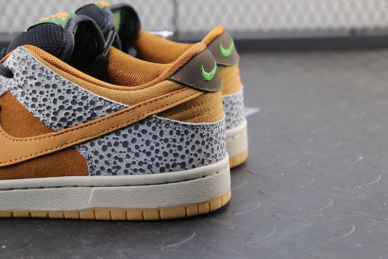 Nike SB Dunk Low Safari