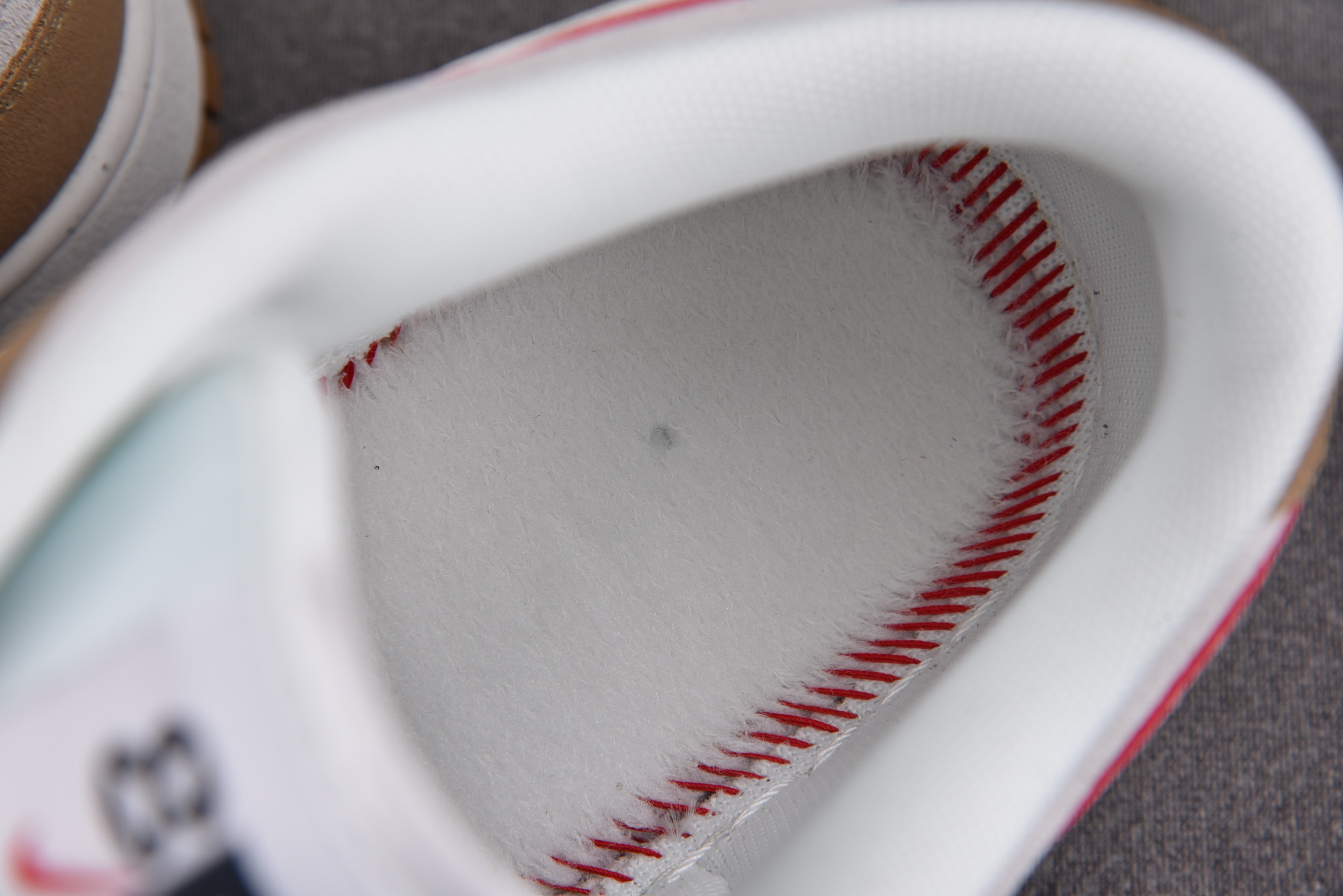 NK Dunk Low SE Confession Graffiti