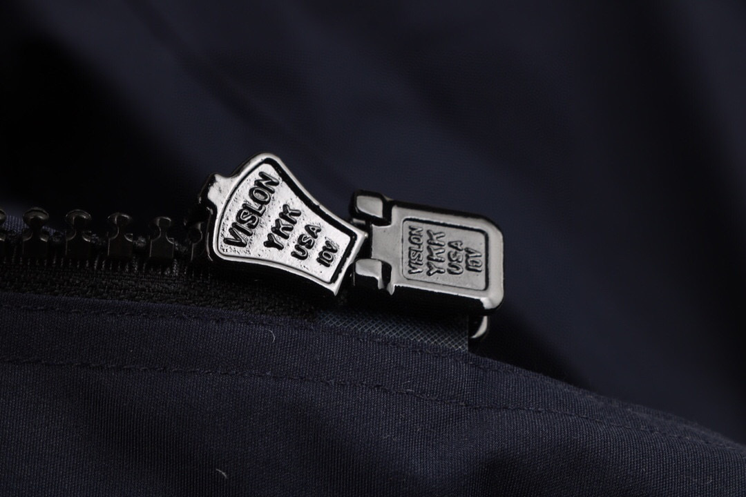 08 CANADA GOOSE Expedition parka Navy