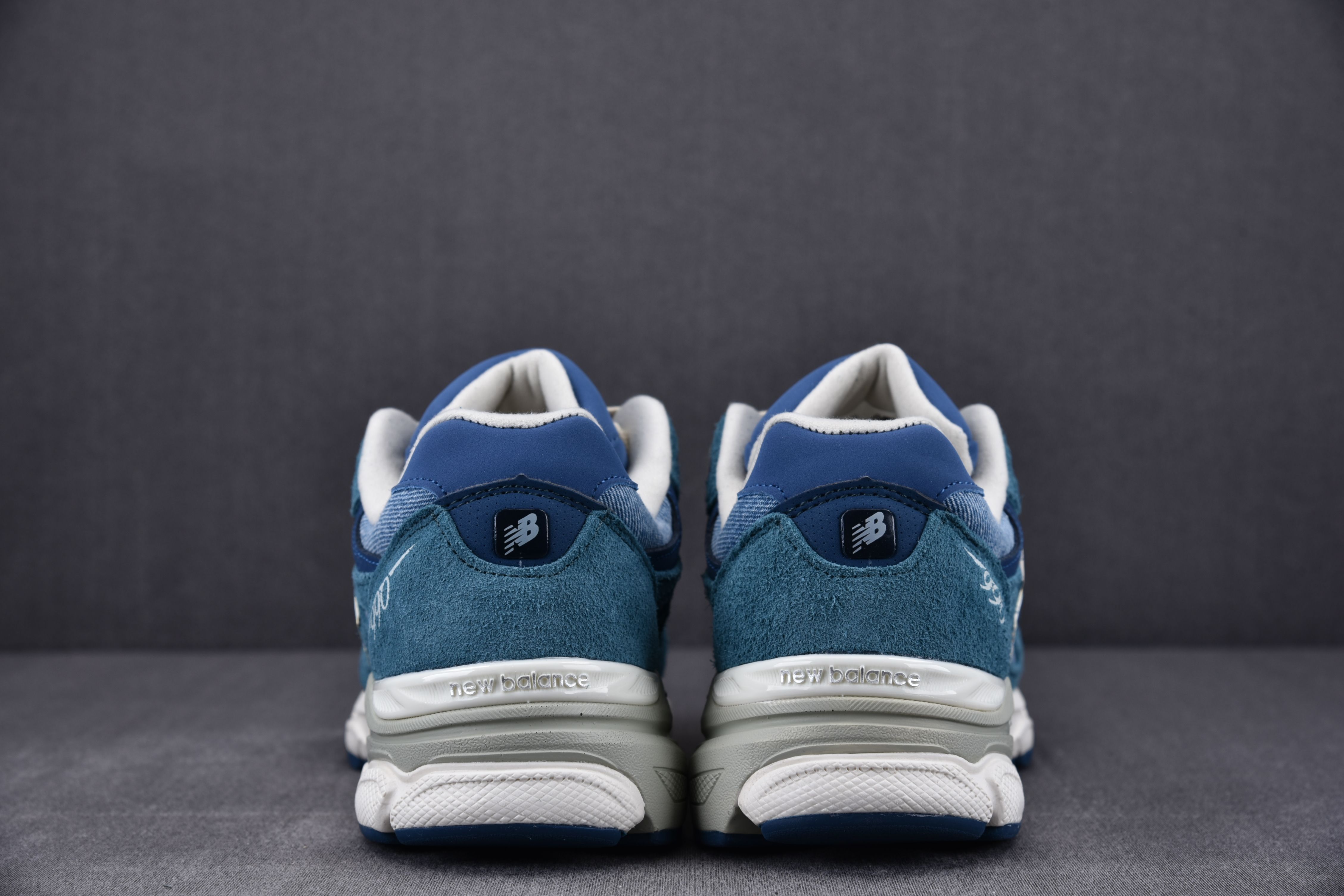 New Balance 990v3 Levi's Denim