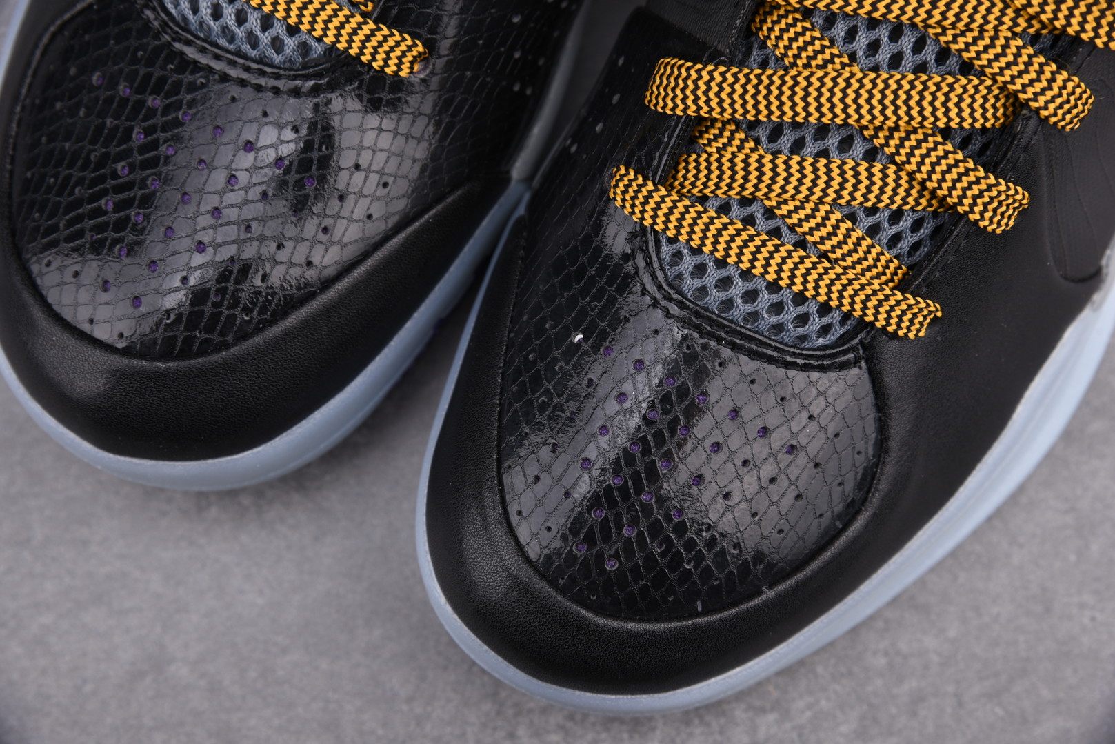 Nike Kobe 4 Protro Carpe Diem