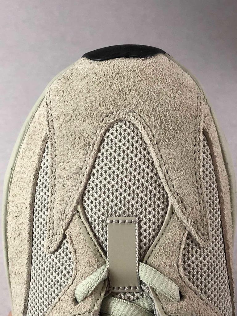 【Clearance】 Adidas Yeezy Boost 700 Salt（US12）
