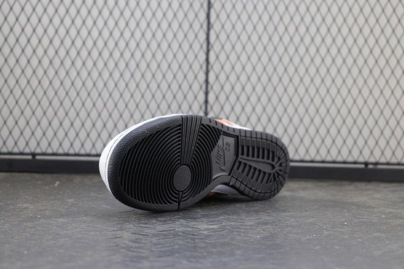 Nike SB Dunk Low Tie-Dye Rayguns 2019 - White