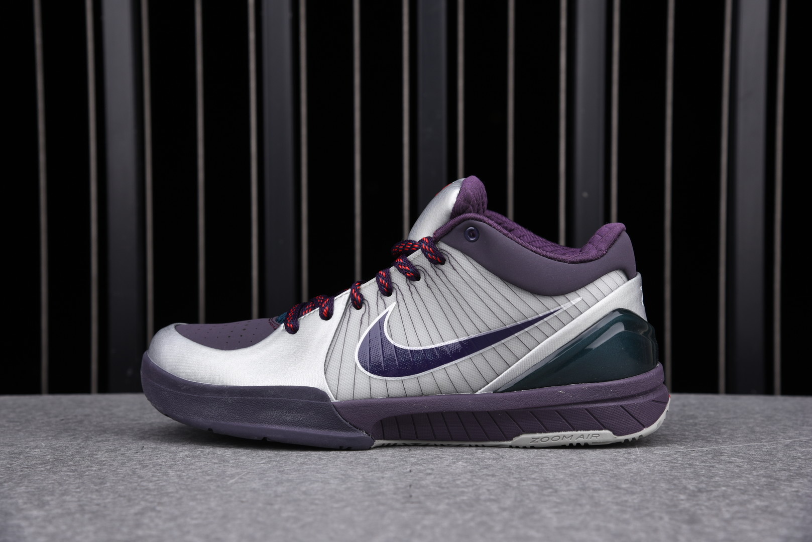 Nike Kobe 4 Chaos Joker