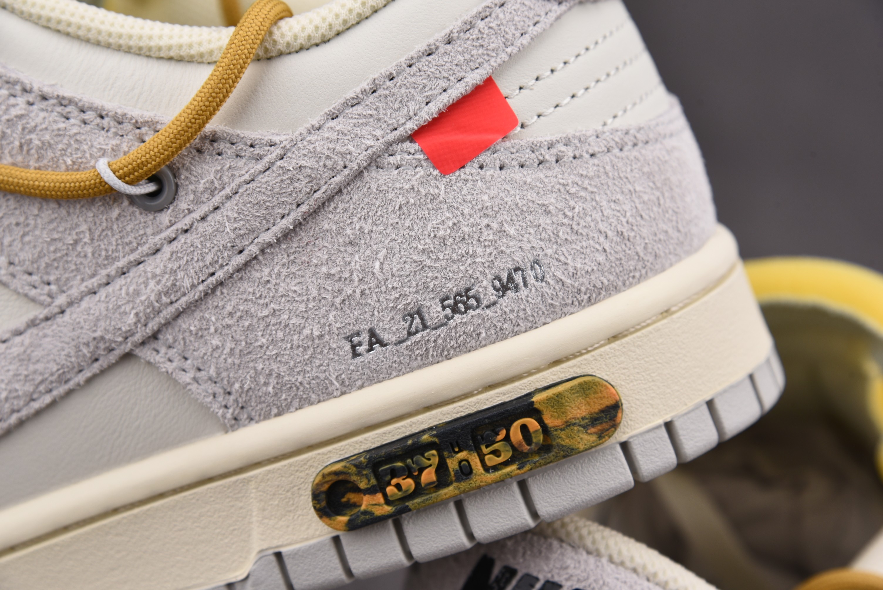 Nike Dunk Low Off-White Lot 37