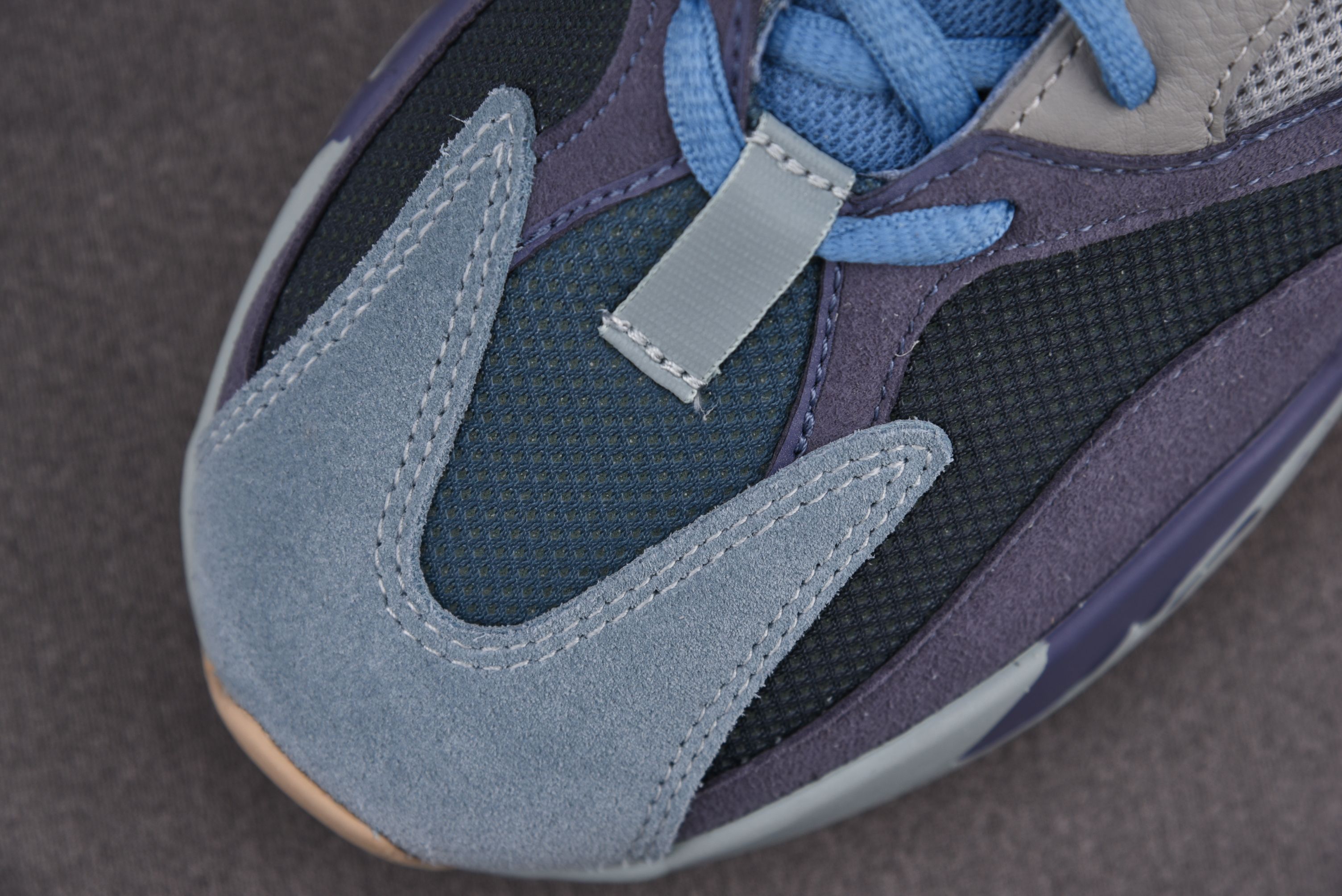 adidas Yeezy Boost 700 Carbon Blue