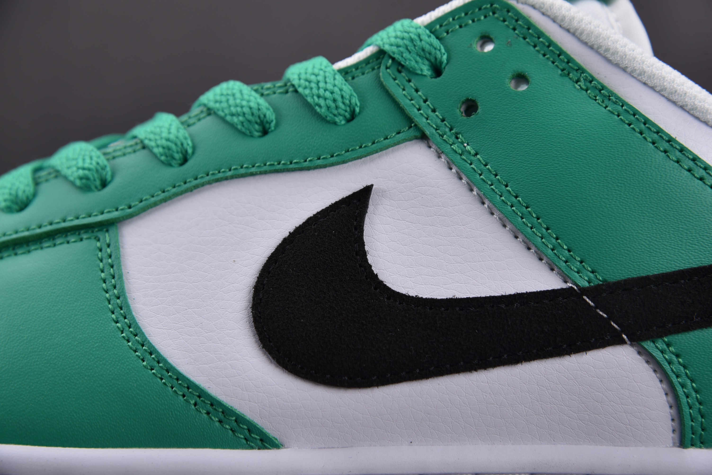 Nike Dunk Low Celtics