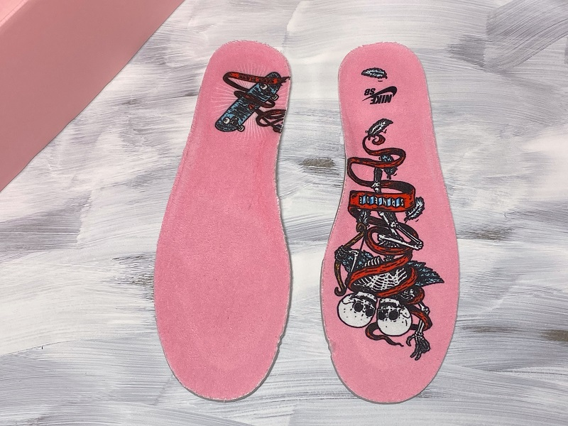 【Clearance】 SB Dunk Low x StrangeLove (Special Box)