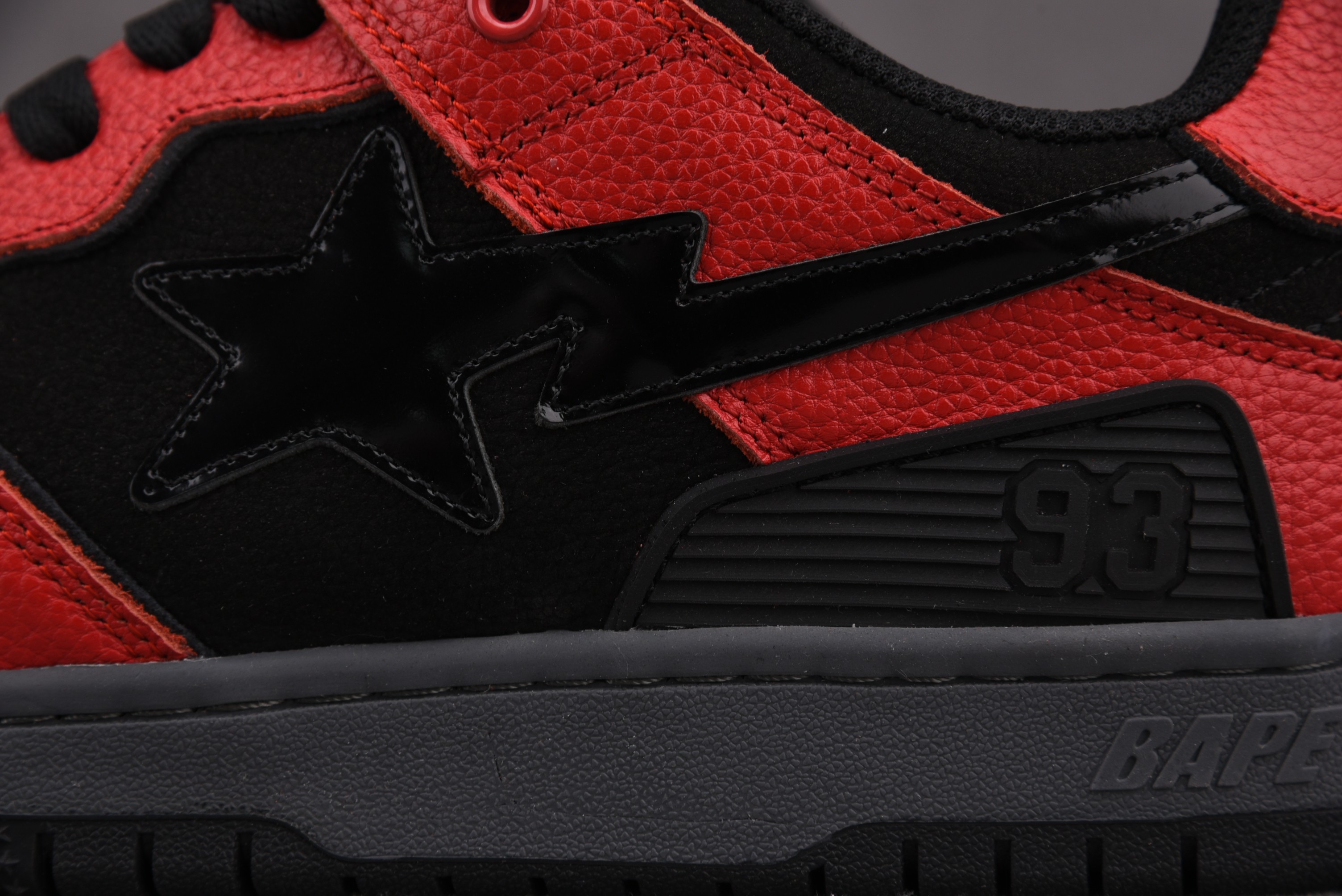 A BATHING APE BAPE SK8 STA Black Red