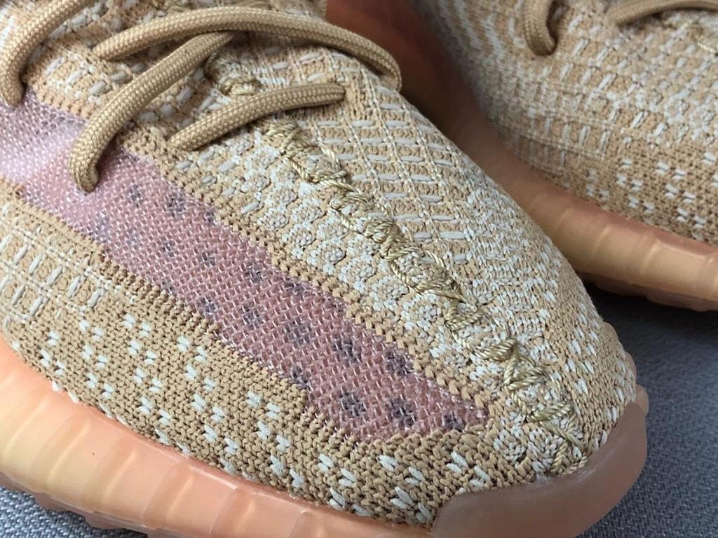 adidas Yeezy Boost 350 V2 CLAY