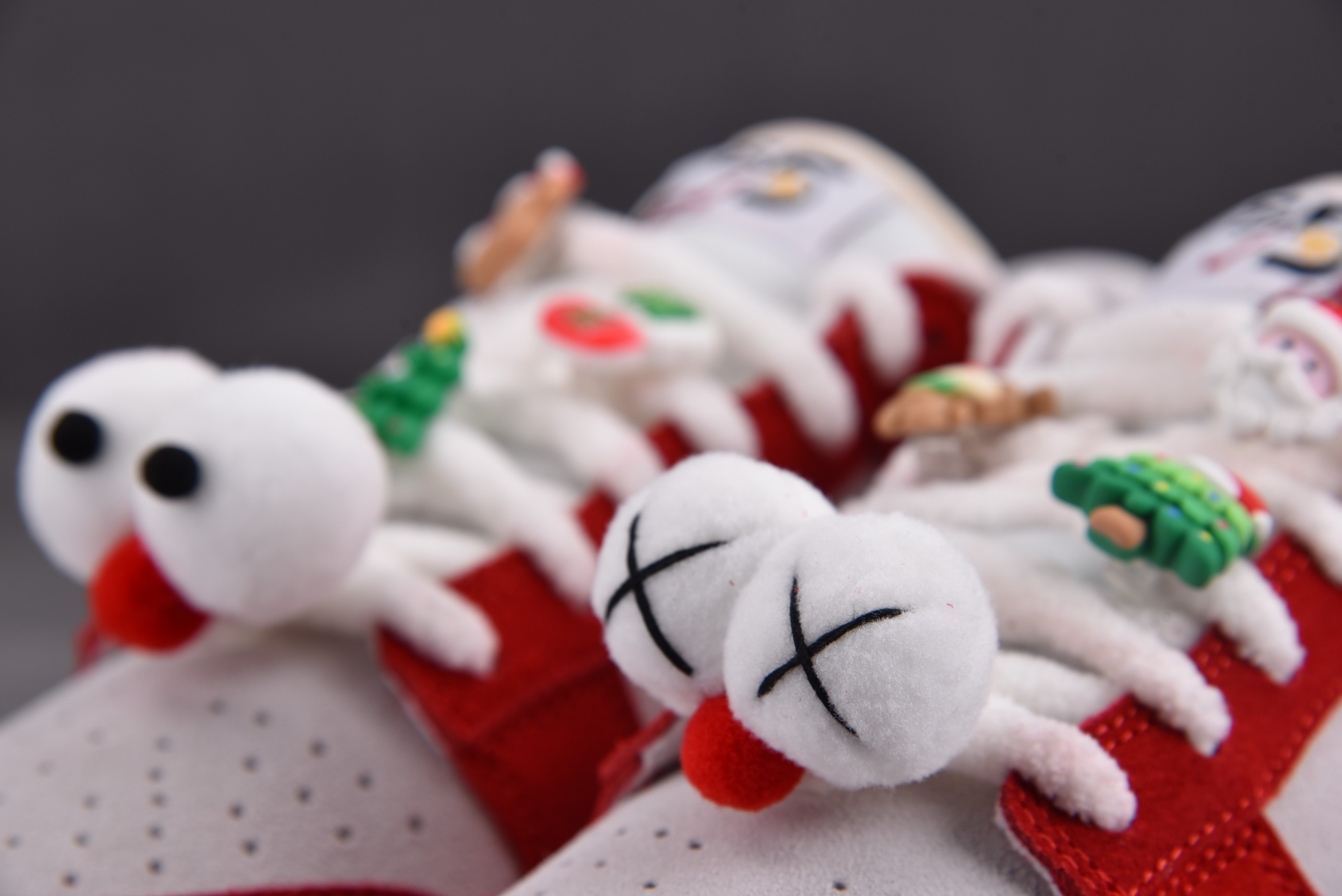 Nike SB Dunk Low 85 Christmas Red White Brown