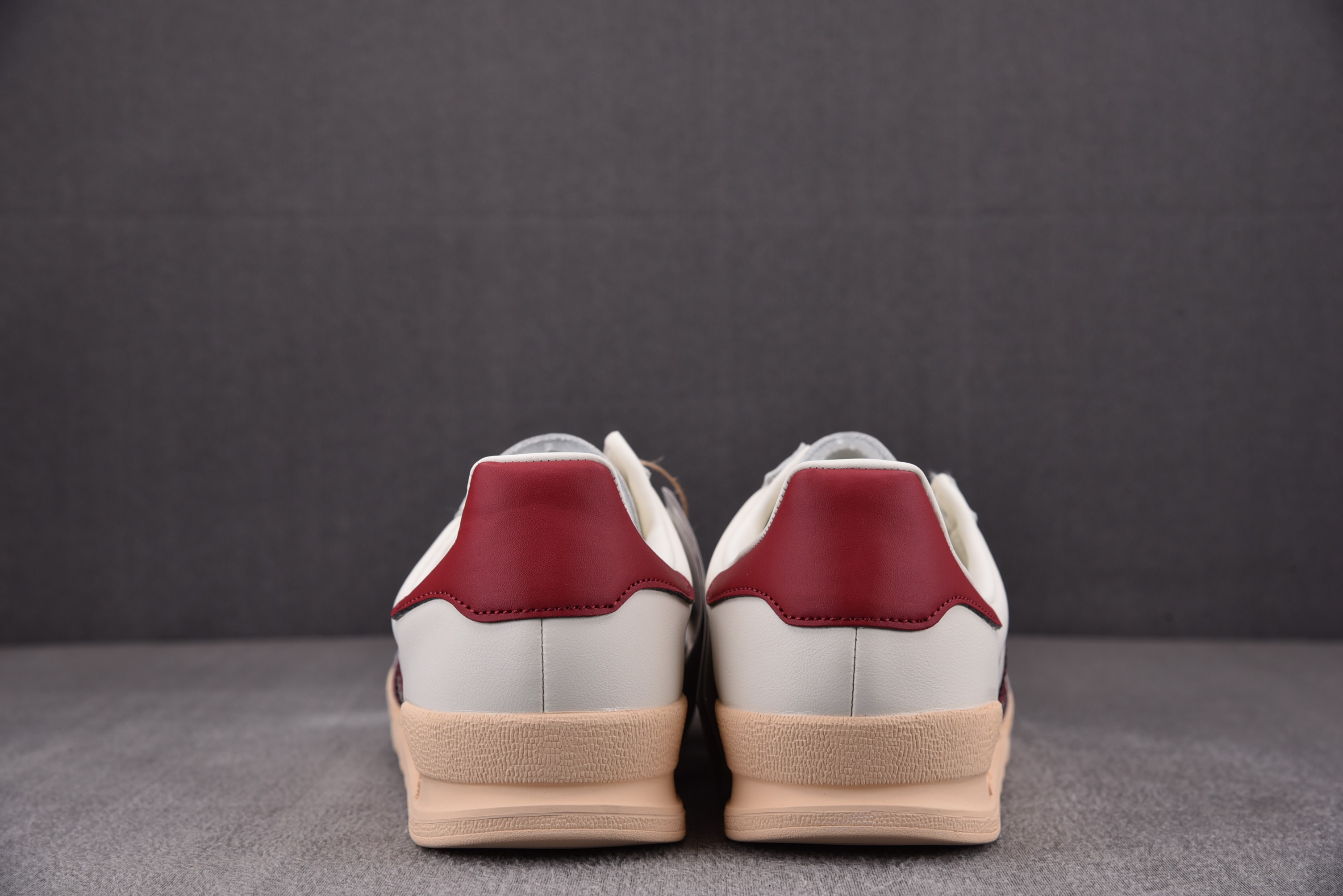 adidas originals Jeans Red