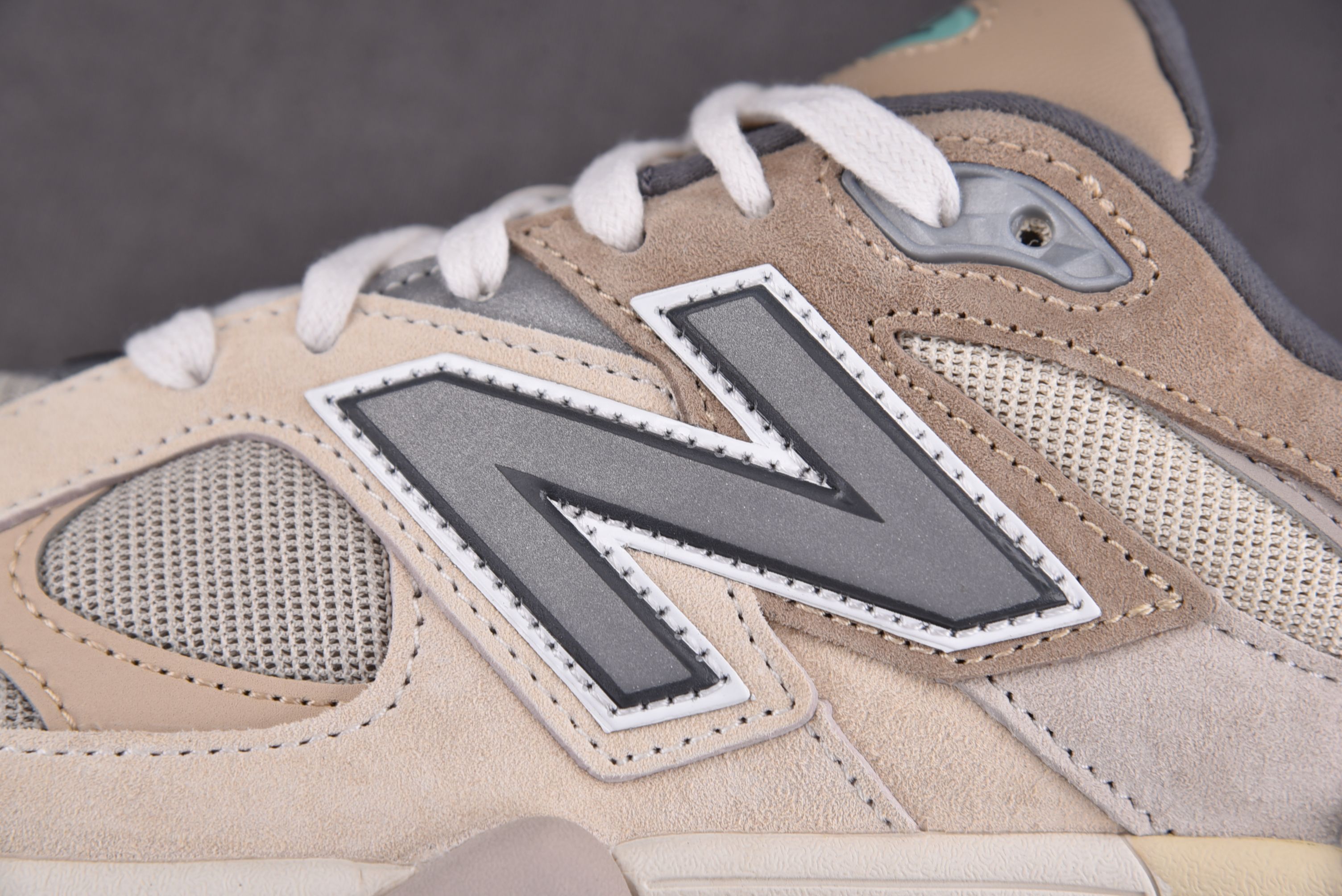 New Balance 9060 Joe Freshgoods beige
