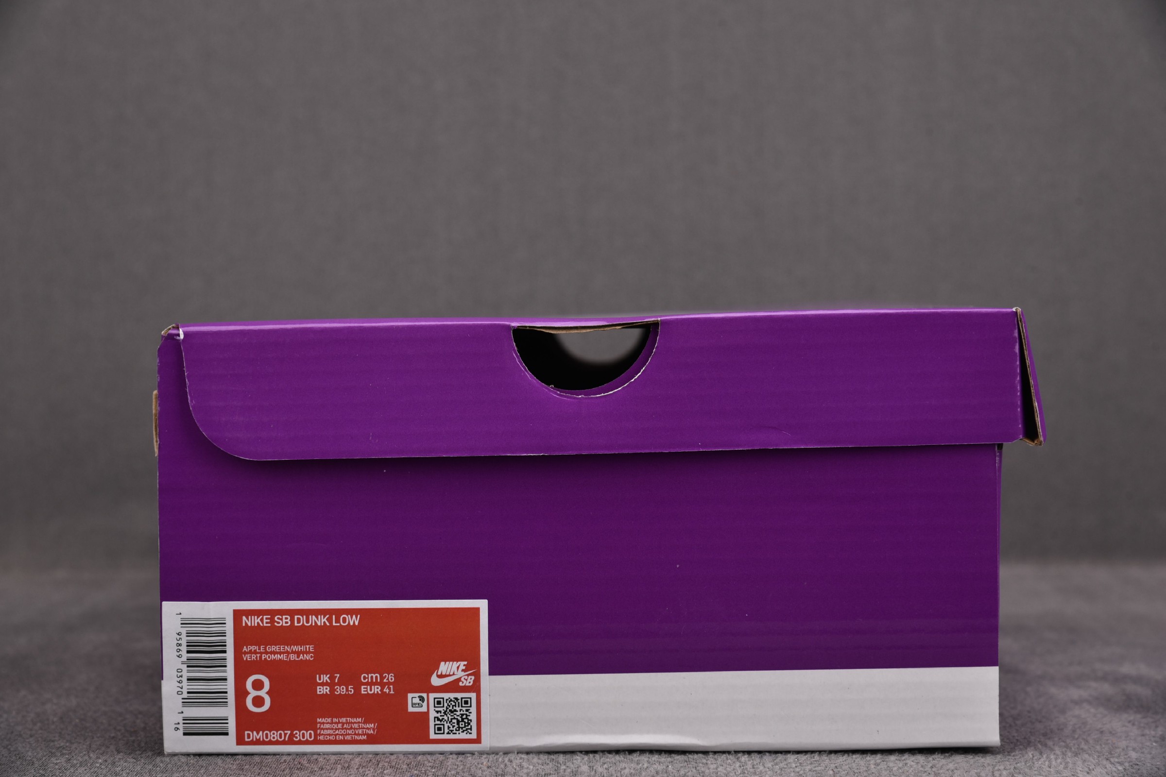 Nike SB Dunk Low Green Apple