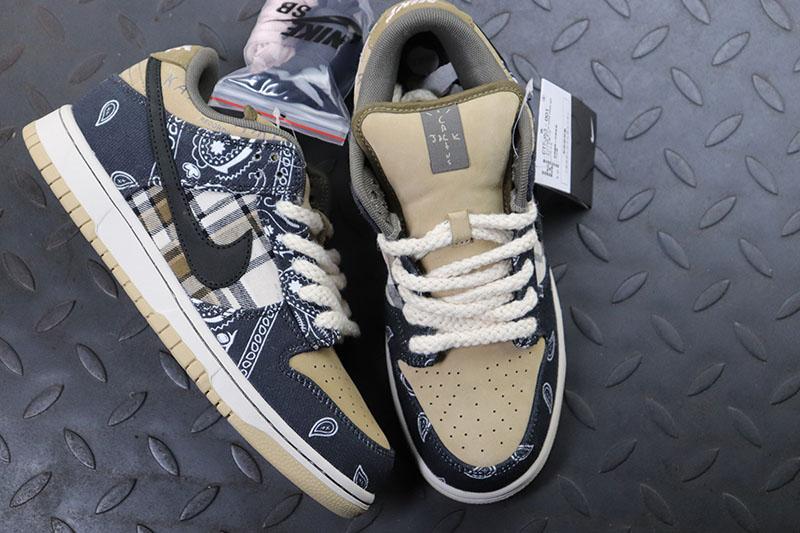 Nike SB Dunk Low Travis Scott