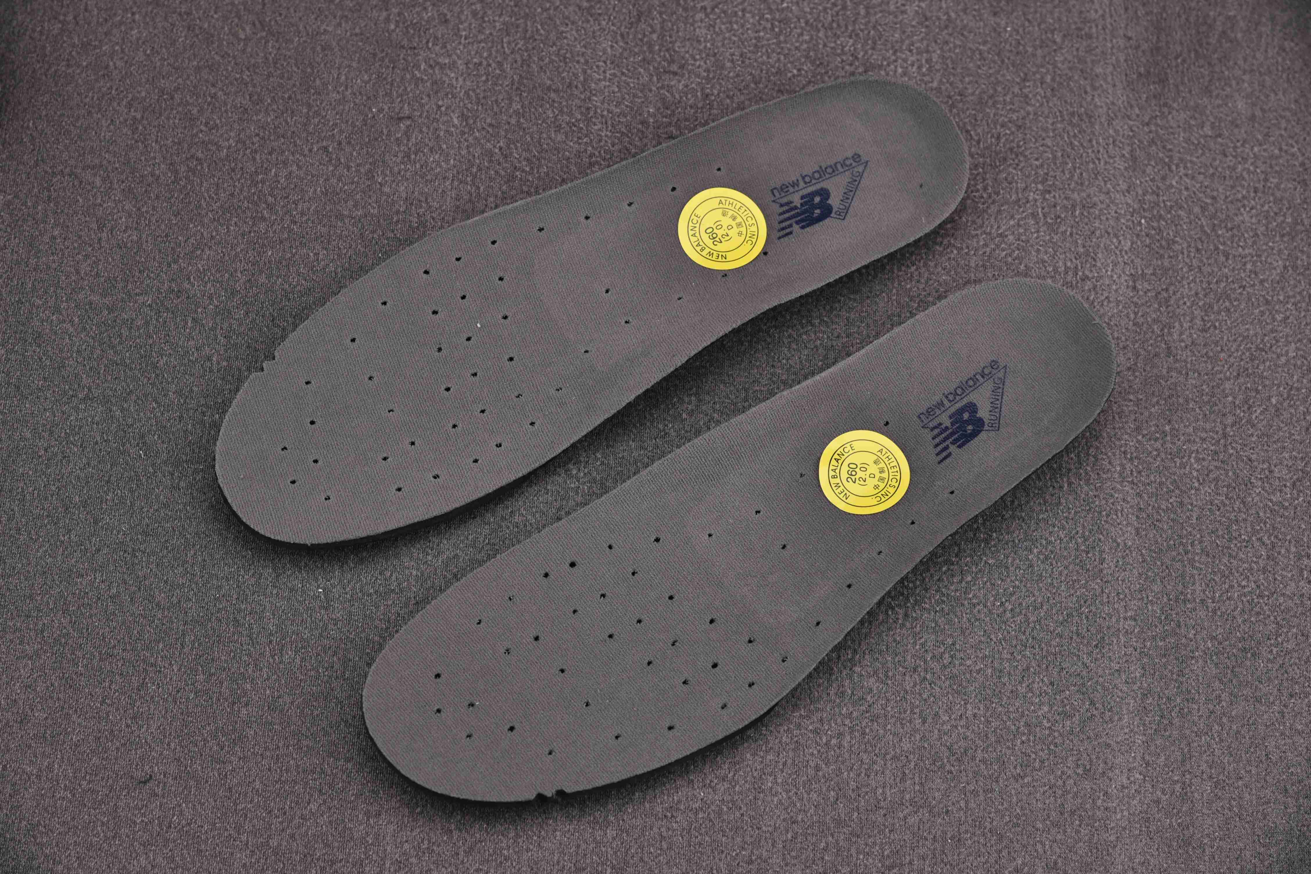 New Balance 2002R Light Grey