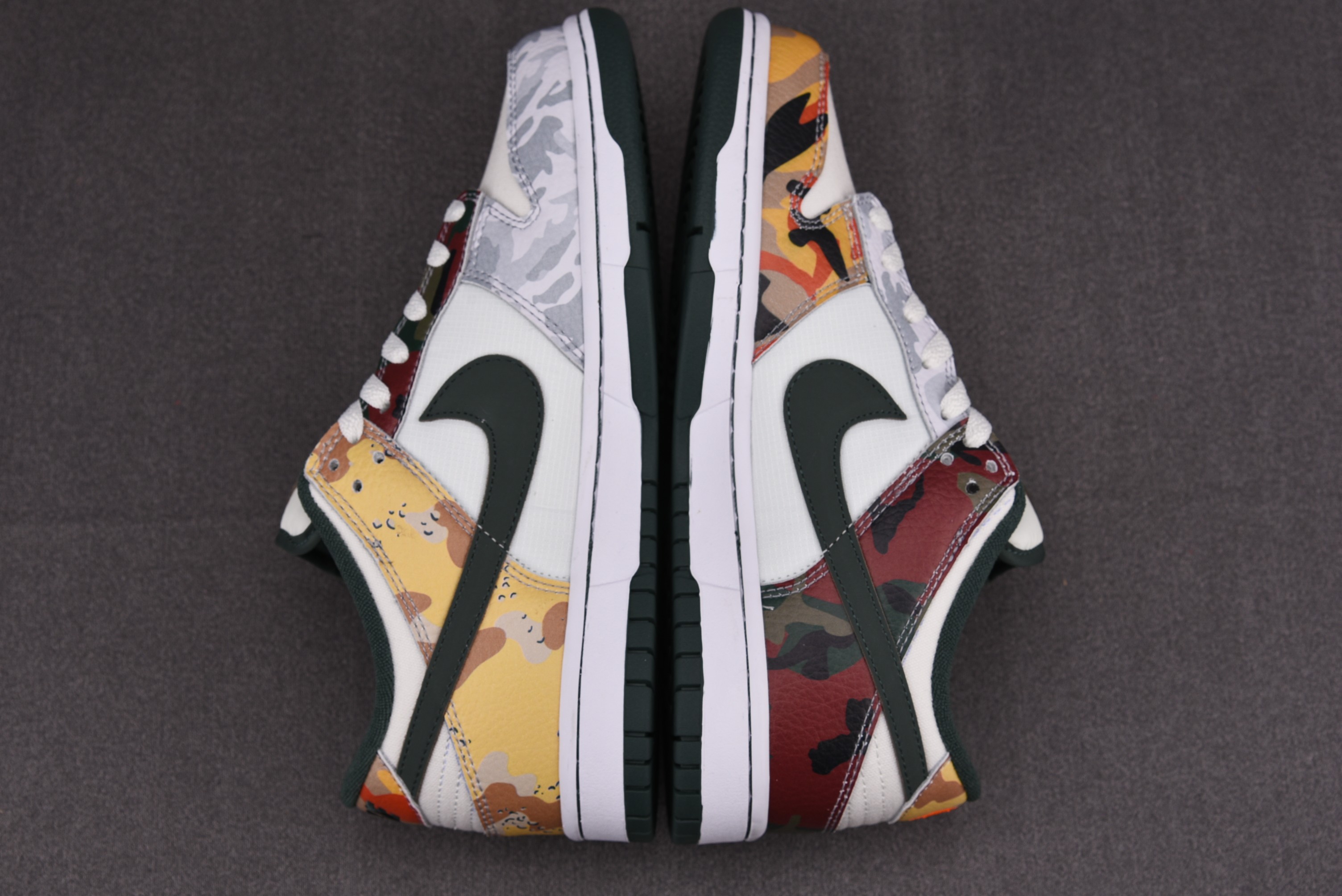 Nike Dunk Low SE Sail Multi-Camo
