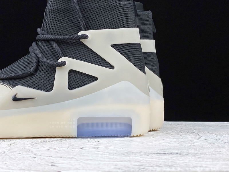 Nike Air Fear of God 1 String The Question