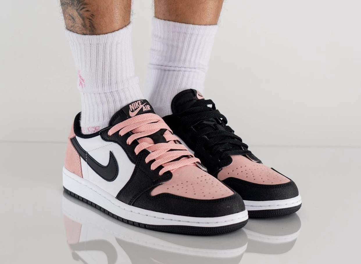 Jordan 1 Low OG Bleached Coral
