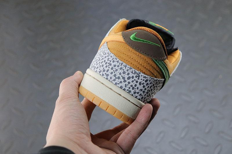 Nike SB Dunk Low Safari